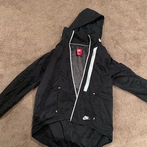 Nike rain jacket💧